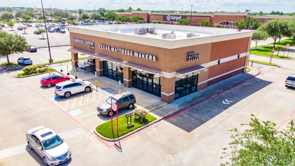 Benefits of Shopping for a Mattress in Person Texas Mattress Makers