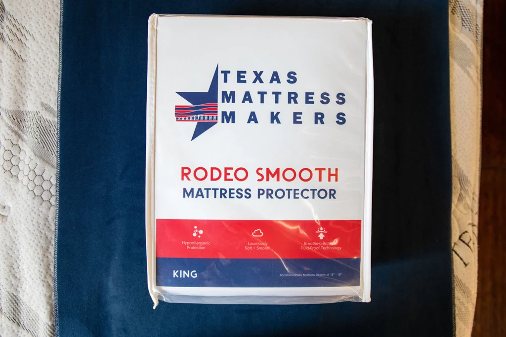 Rodeo Smooth Mattress Protector